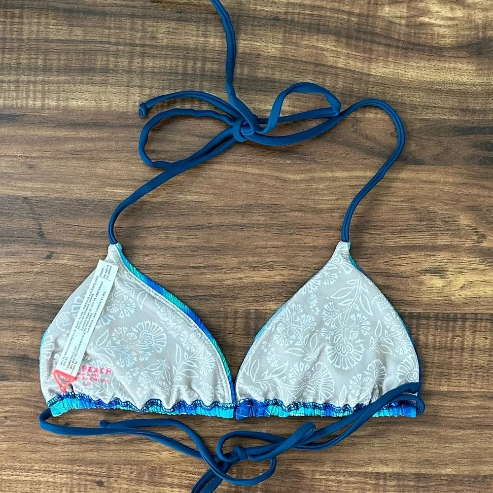 Free People Beach Free-est Michelle Triangle Bikini Top Blue Green Size M NWOT - Picture 3 of 5